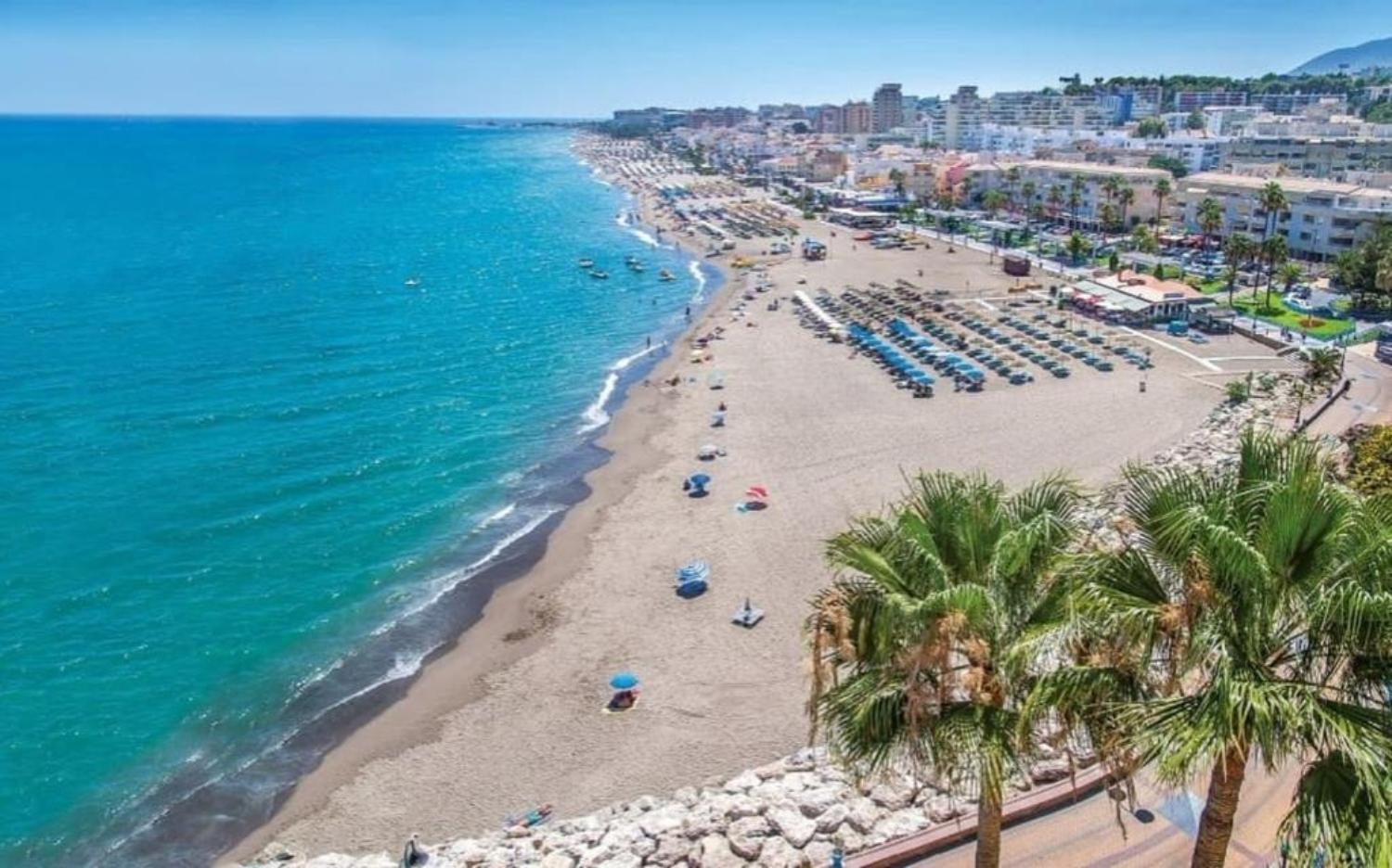Primera Linea Del Mar - Acceso Directo Playa Carihuela ตอร์เรโมลิโนส ภายนอก รูปภาพ