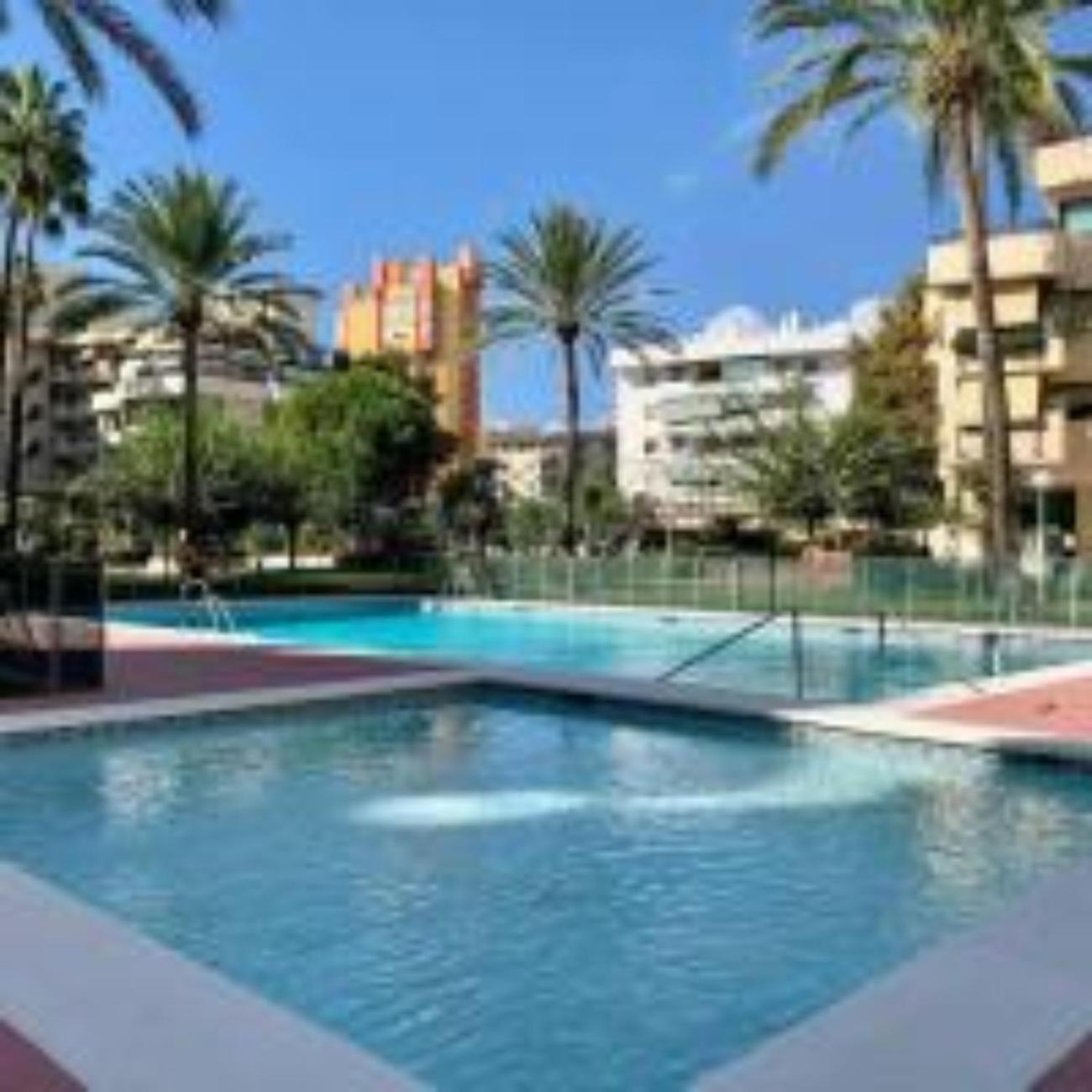 Primera Linea Del Mar - Acceso Directo Playa Carihuela ตอร์เรโมลิโนส ภายนอก รูปภาพ