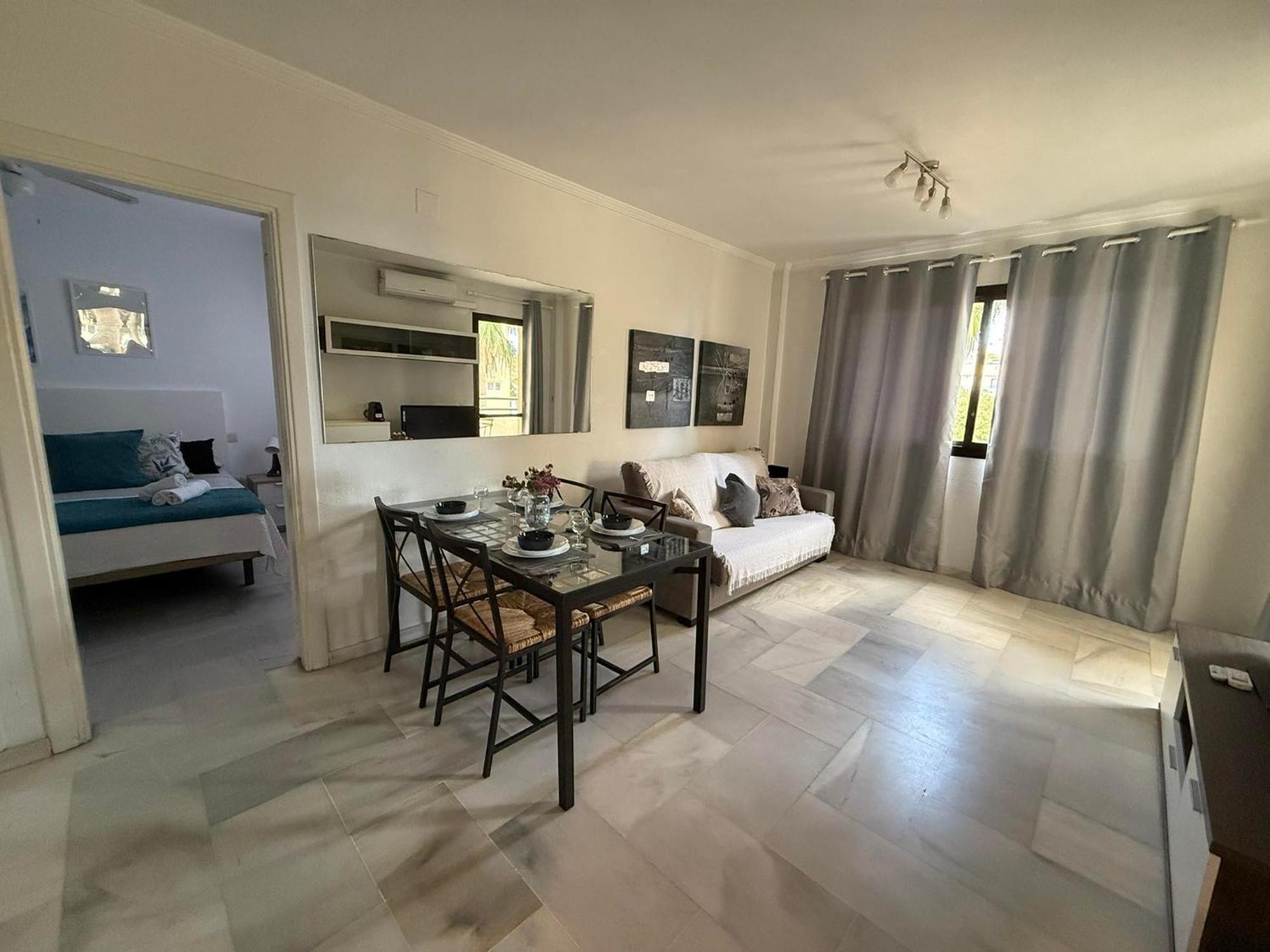 Primera Linea Del Mar - Acceso Directo Playa Carihuela ตอร์เรโมลิโนส ภายนอก รูปภาพ