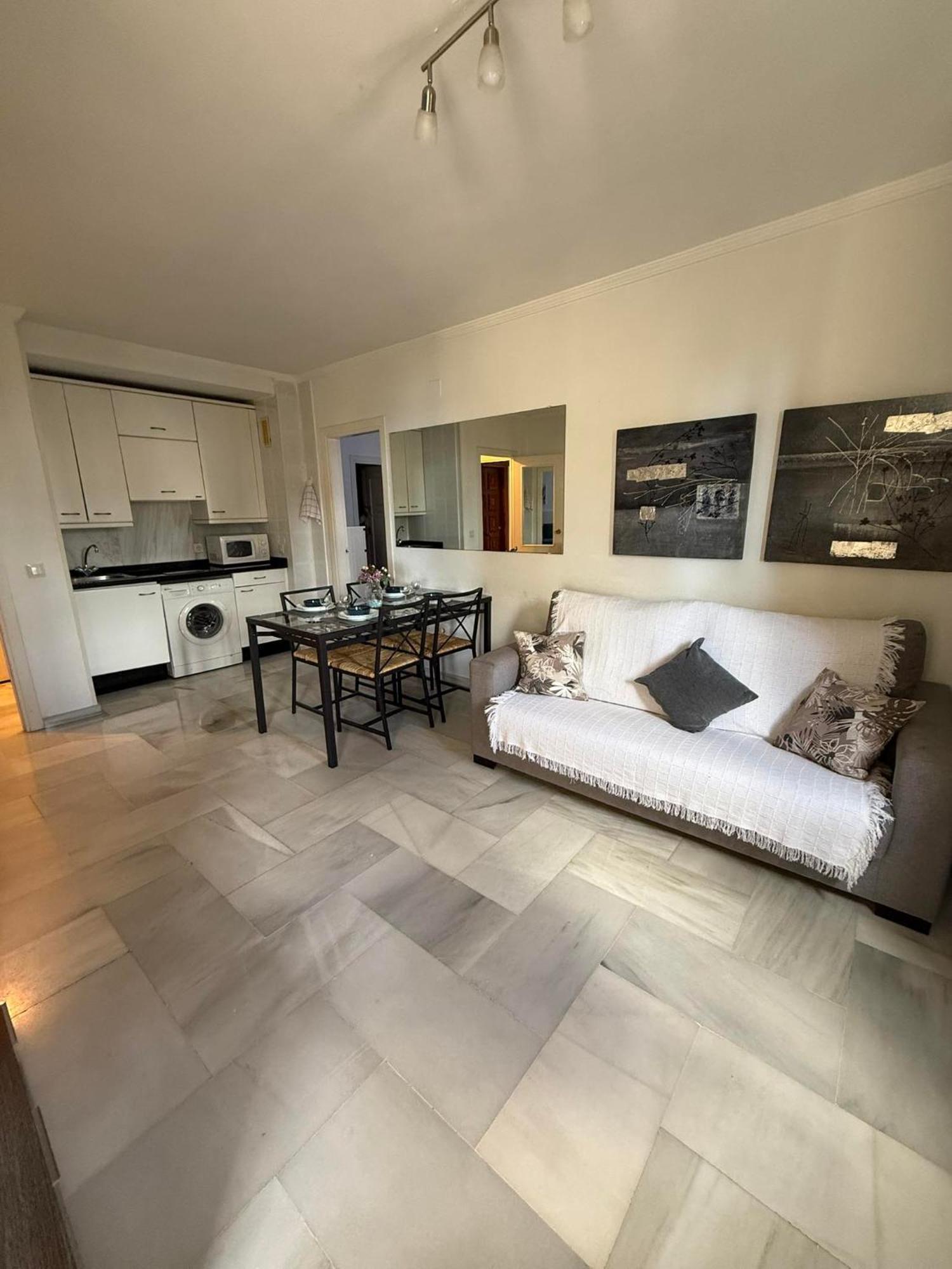 Primera Linea Del Mar - Acceso Directo Playa Carihuela ตอร์เรโมลิโนส ภายนอก รูปภาพ